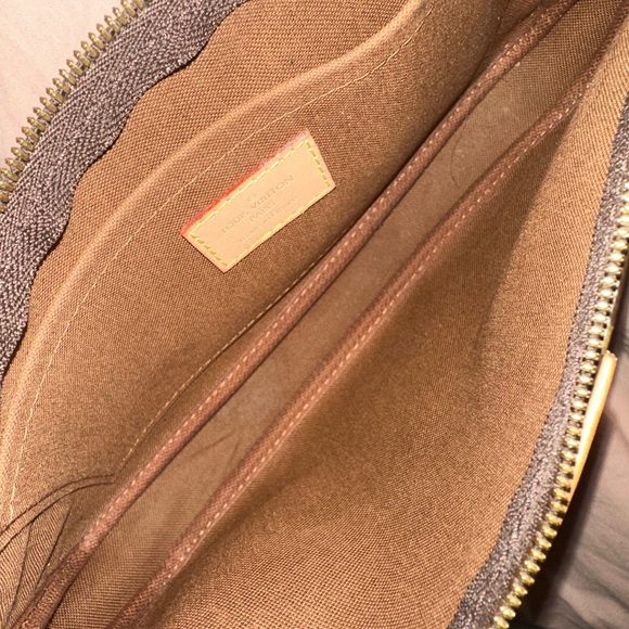 Brown Louis Vuitton Pochette Accessoires bag - Picture 2 of 6